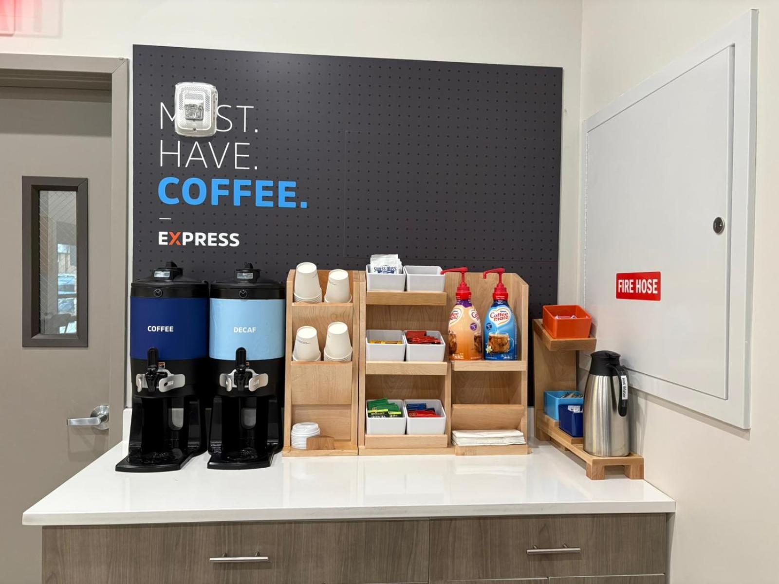 Holiday Inn Express & Suites New York Luaran gambar