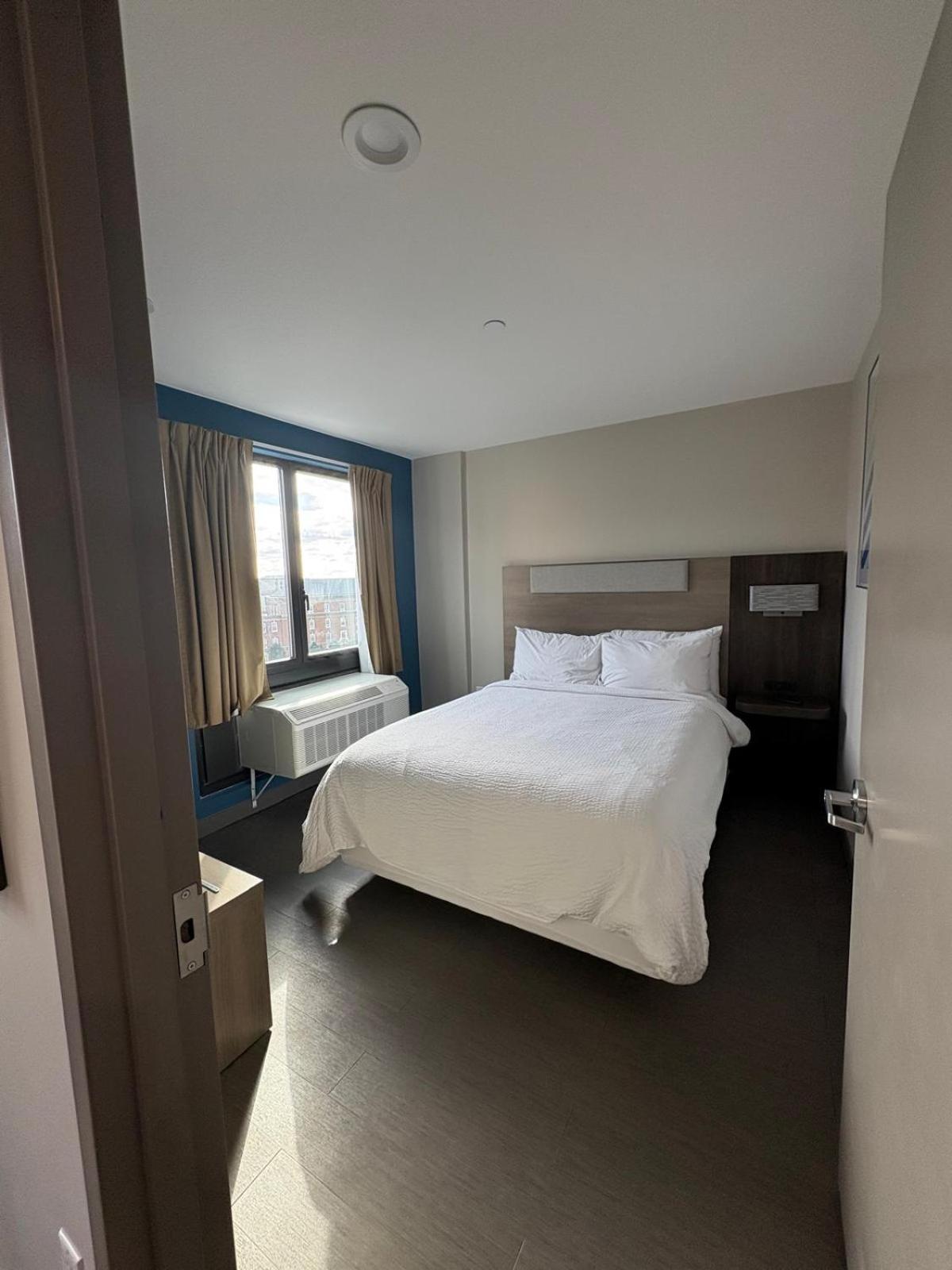 Holiday Inn Express & Suites New York Luaran gambar